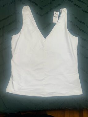 Express White V-Neck Sleeveless Women's Top